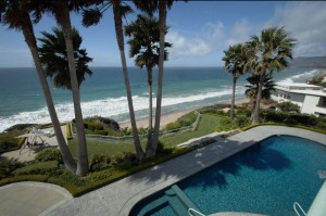 Malibu-Spectacular-Ocean-View-Mansion-18 